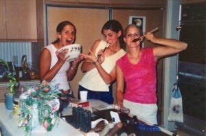 sisters-in-moms-kitchen